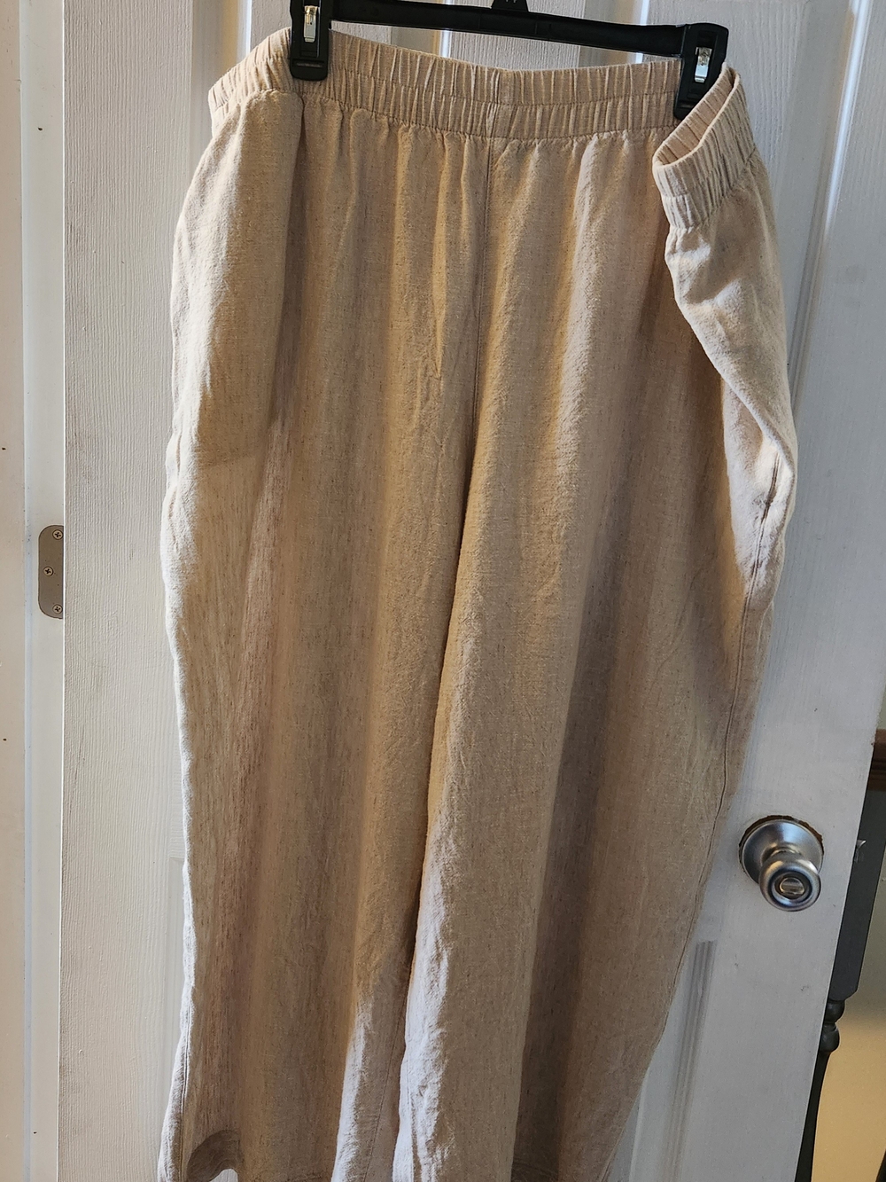 Old Navy Linen Wide-Leg Pull-On Pants - Picture 3 of 3